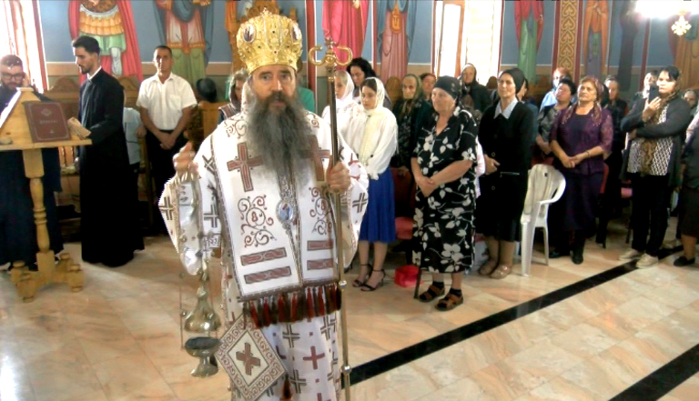 Hram la Biserica Sfintii Apostoli Petru și Pavel din Zambreasca