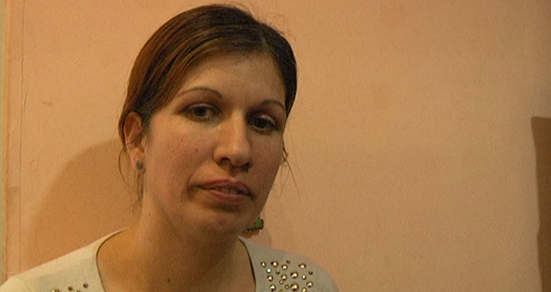 Mama unei minore din Peretu acuza profesorul de comportament neadecvat