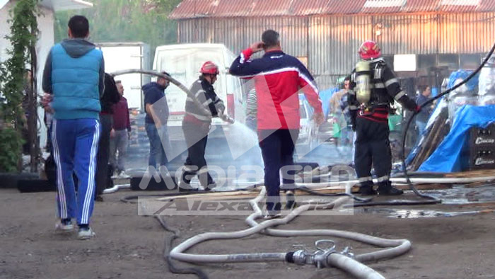 Incendiu depozit