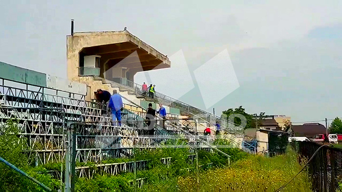Demolare stadion