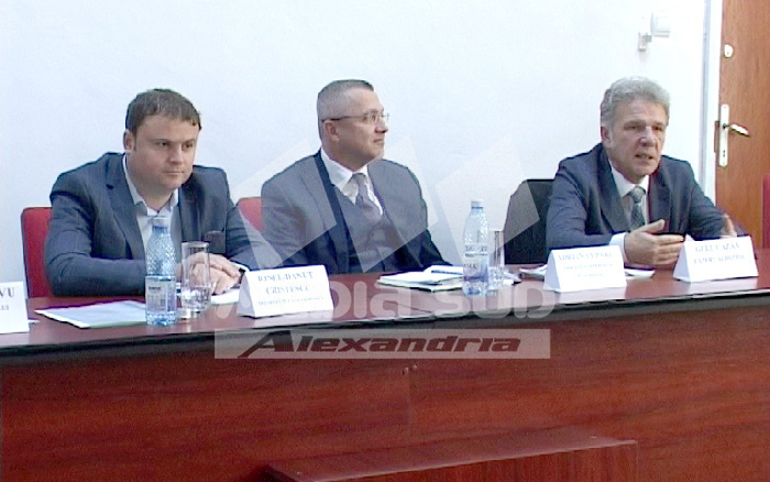 Dezbatere achizitii
